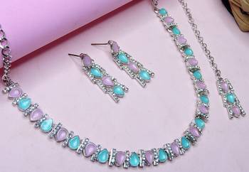 Green color rhodium plating festive wear designer necklace set 3