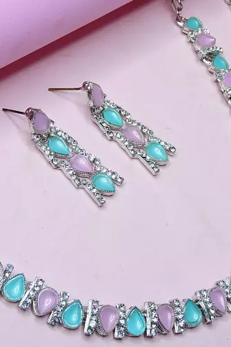 Green color rhodium plating festive wear designer necklace set
