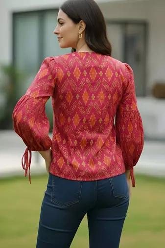 Pink cotton printed top for women