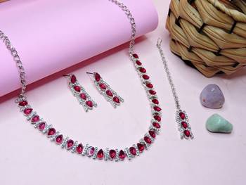Pink color rhodium plating festive wear designer necklace set 2