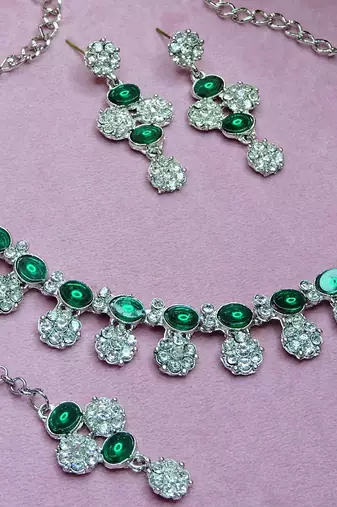 Green color rhodium plating festive wear designer necklace set