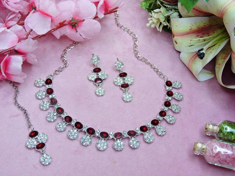Maroon color rhodium plating festive wear designer necklace set