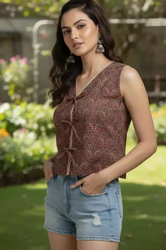 Maroon cotton printed top for women