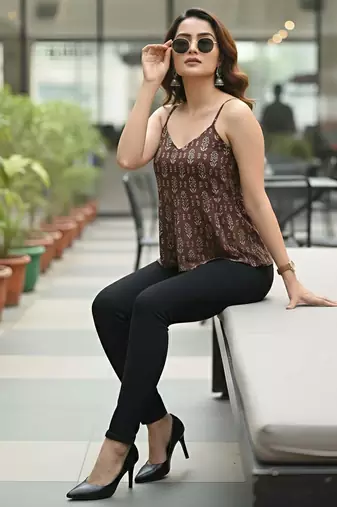 Brown cotton printed top for women