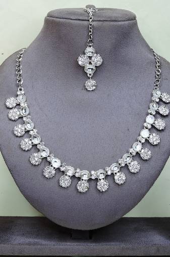 White color rhodium plating festive wear designer necklace set