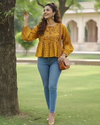 Yellow cotton printed top for women 1