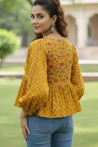 Yellow cotton printed top for women