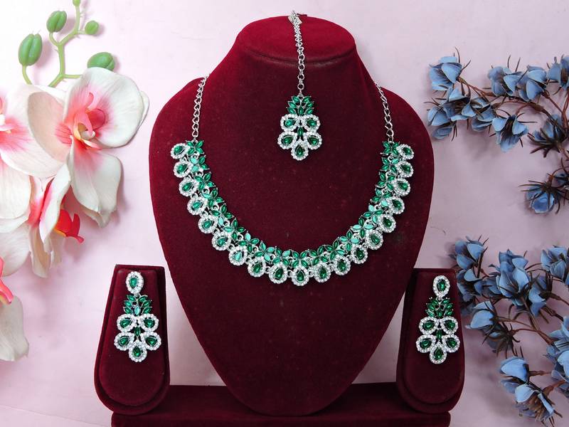 Green color rhodium plating festive wear designer necklace set