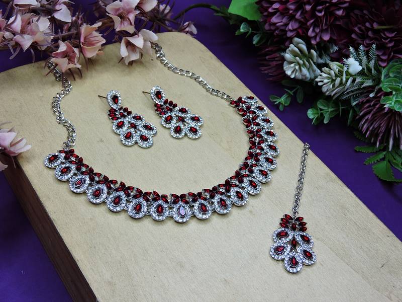 Maroon color rhodium plating festive wear designer necklace set