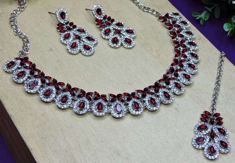 Maroon color rhodium plating festive wear designer necklace set