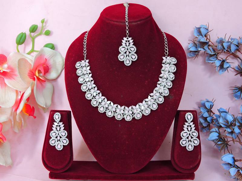 Pink color rhodium plating festive wear designer necklace set