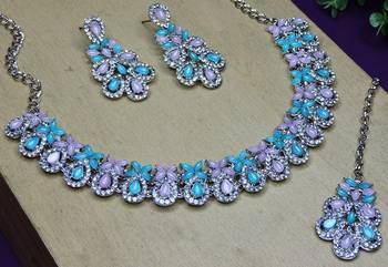Green color rhodium plating festive wear designer necklace set 3