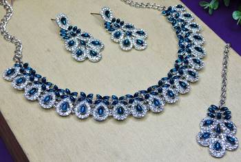Green color rhodium plating festive wear designer necklace set 2
