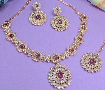 Pink color rhodium plating festive wear designer necklace set 3