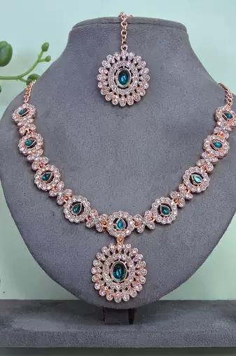 Green color rhodium plating festive wear designer necklace set