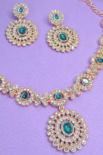 Green color rhodium plating festive wear designer necklace set