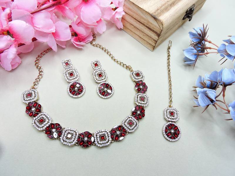 Maroon color yellow gold plating festive wear designer necklace set