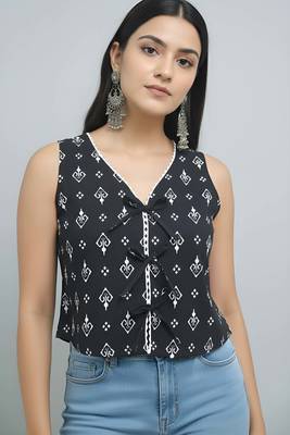 Black cotton printed top for women 3