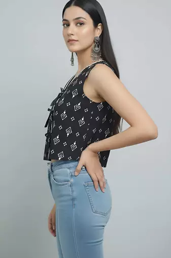 Black cotton printed top for women
