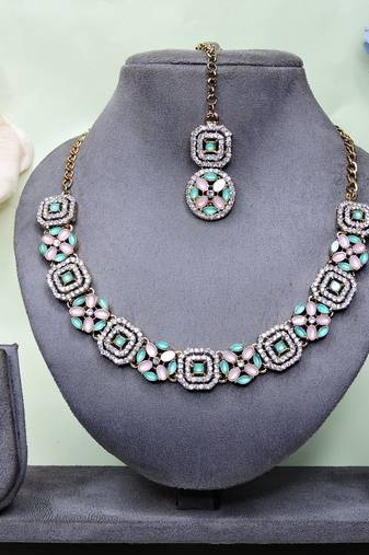 Green color yellow gold plating festive wear designer necklace set