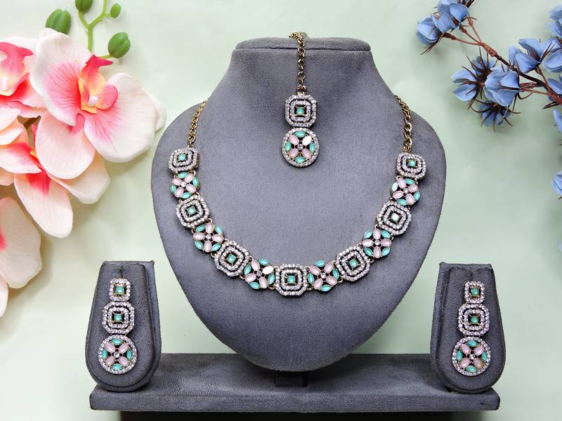 Green color yellow gold plating festive wear designer necklace set