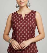 Maroon cotton printed top for women