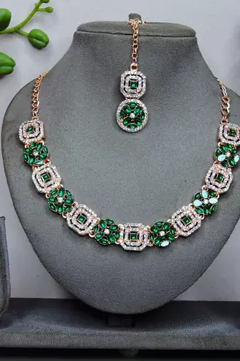 Green color rhodium plating festive wear designer necklace set