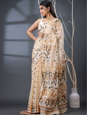 cream woven design silk cotton handloom jamdani saree 3