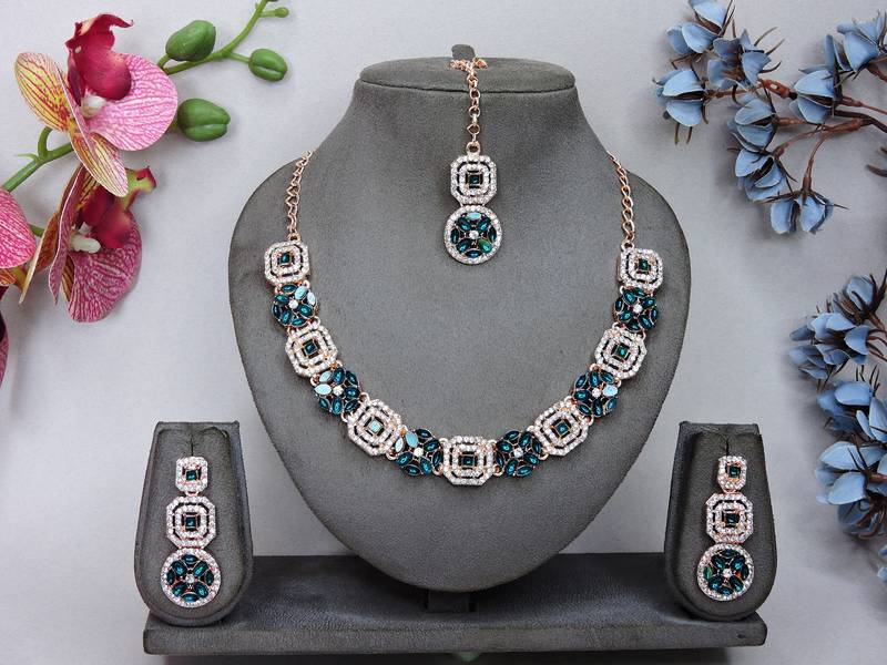 Green color rhodium plating festive wear designer necklace set