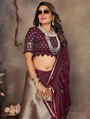 maroon ethnic motifs zari silk blend banarasi saree 5