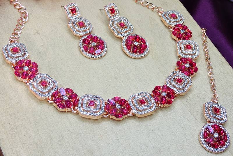Pink color rhodium plating festive wear designer necklace set