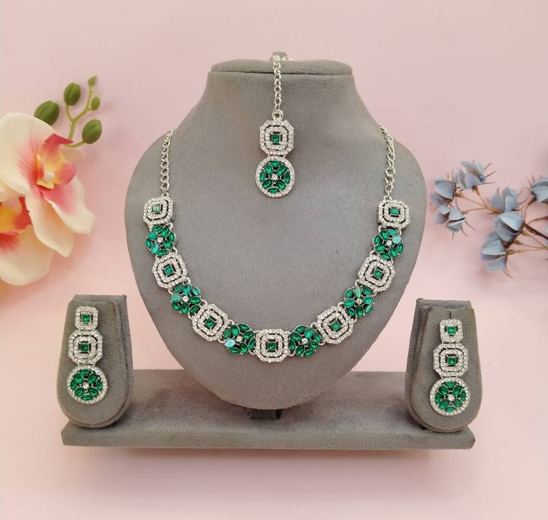 Green color rhodium plating festive wear designer necklace set
