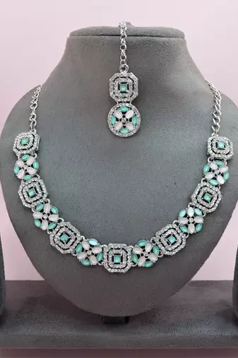 Green color rhodium plating festive wear designer necklace set
