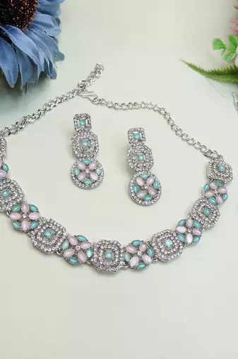 Green color rhodium plating festive wear designer necklace set