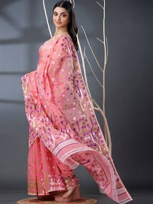 pink ethnic motifs silk cotton handloom jamdani saree 4