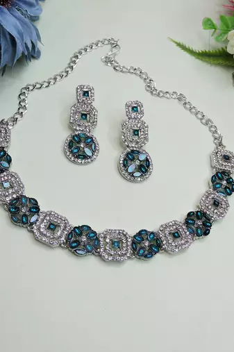 Green color rhodium plating festive wear designer necklace set
