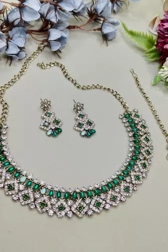 Green color yellow gold plating festive wear designer necklace set