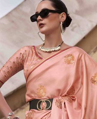 peach woven design zari saree 4