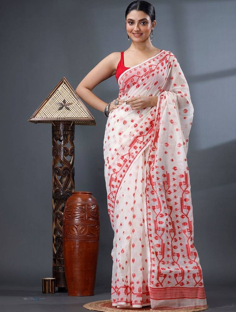 white ethnic motifs silk cotton handloom jamdani saree
