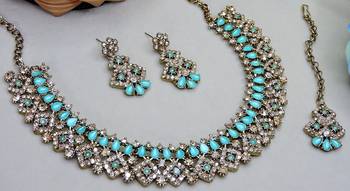 Green color yellow gold plating festive wear designer necklace set 2