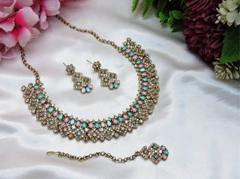 Green color yellow gold plating festive wear designer necklace set 2