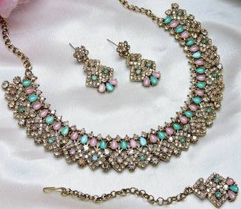 Green color yellow gold plating festive wear designer necklace set 3