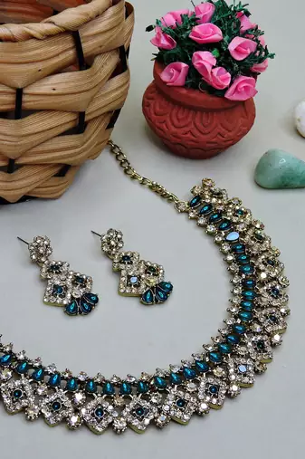 Green color yellow gold plating festive wear designer necklace set