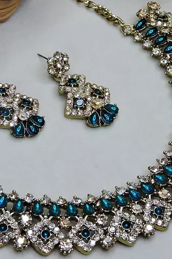 Green color yellow gold plating festive wear designer necklace set