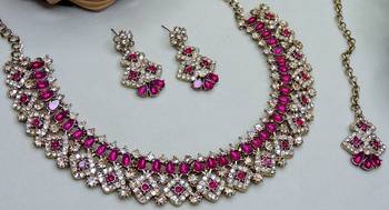 Pink color yellow gold plating festive wear designer necklace set 3