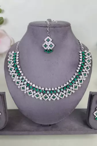 Green color rhodium plating festive wear designer necklace set