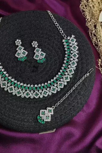 Green color rhodium plating festive wear designer necklace set