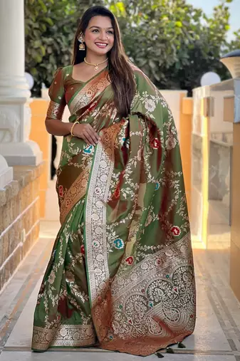 green woven design zari silk blend banarasi saree