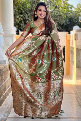 green woven design zari silk blend banarasi saree