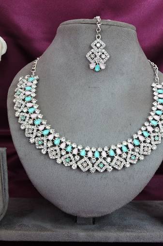 Green color rhodium plating festive wear designer necklace set